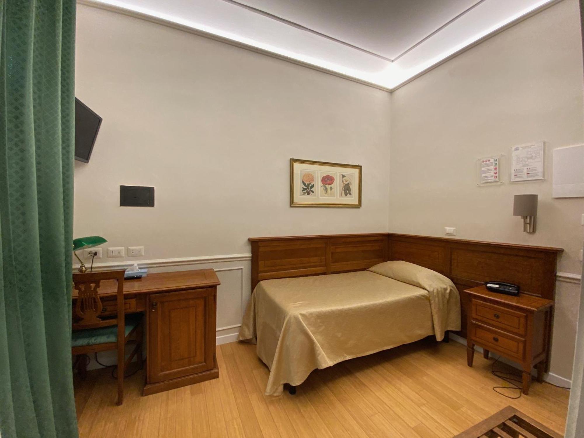 Albergo Chiusarelli Siena Habitación foto